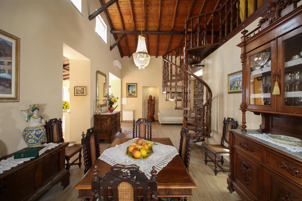Holiday home Le Terrazze Del Teatro Greco *
